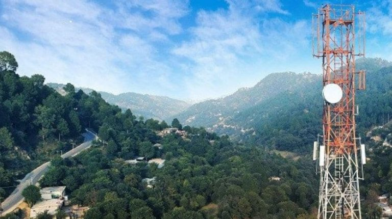 Azad Kashmir Abolishes Right-of-Way Fees to Boost Telecom and Broadband Expansion