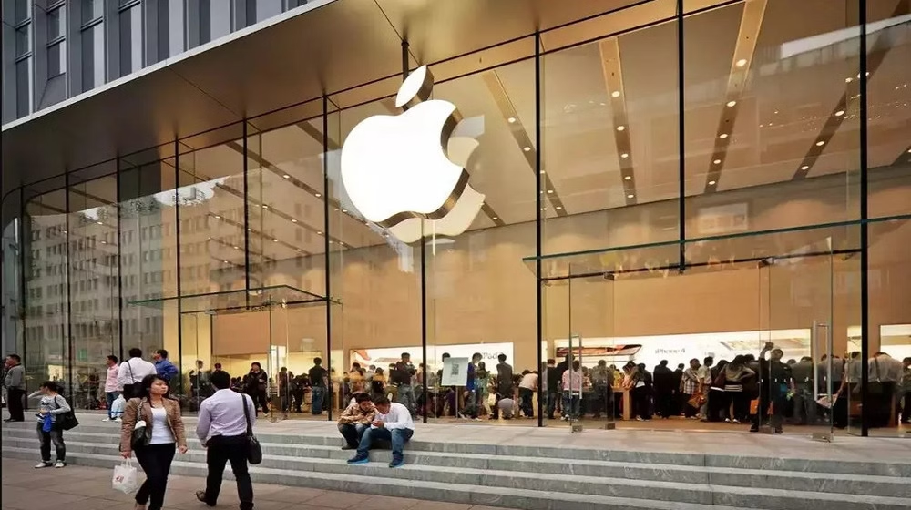 Apple’s Supply Strategy Pressures Chinese Brands to Rethink Ultra-Premium Phones